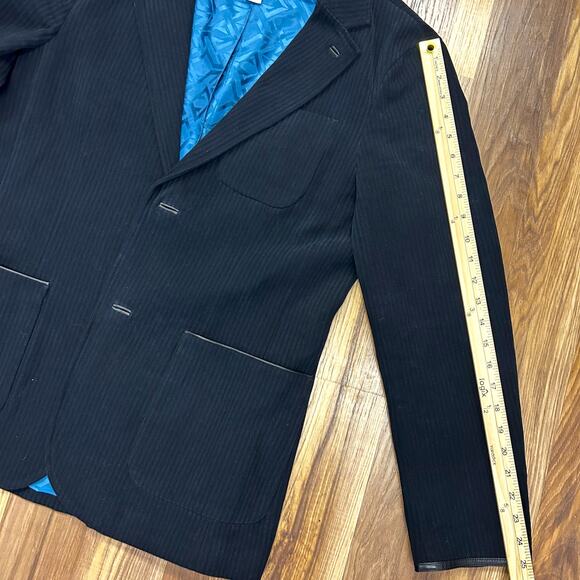 Armani Exchange Men’s Black Pinstripe Blazer Size L Leather Statement Luxury - Picture 8 of 9